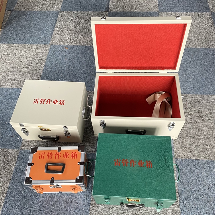 井陉矿爆破工程作业箱如何选择？玻璃钢与传统材质的全面对比